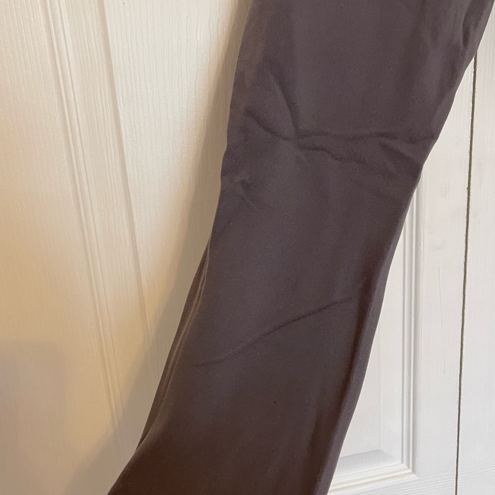 Lululemon Reversible Wunder Unders Size 6 - image 8